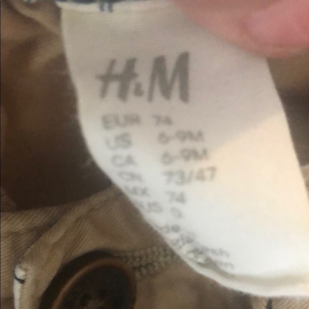 H&M super cute shorts - Picture 3 of 3